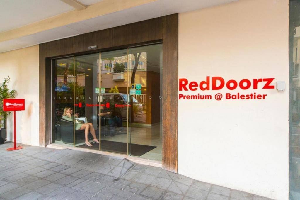 Reddoorz Premium @ Balestier Hotell Singapore Eksteriør bilde