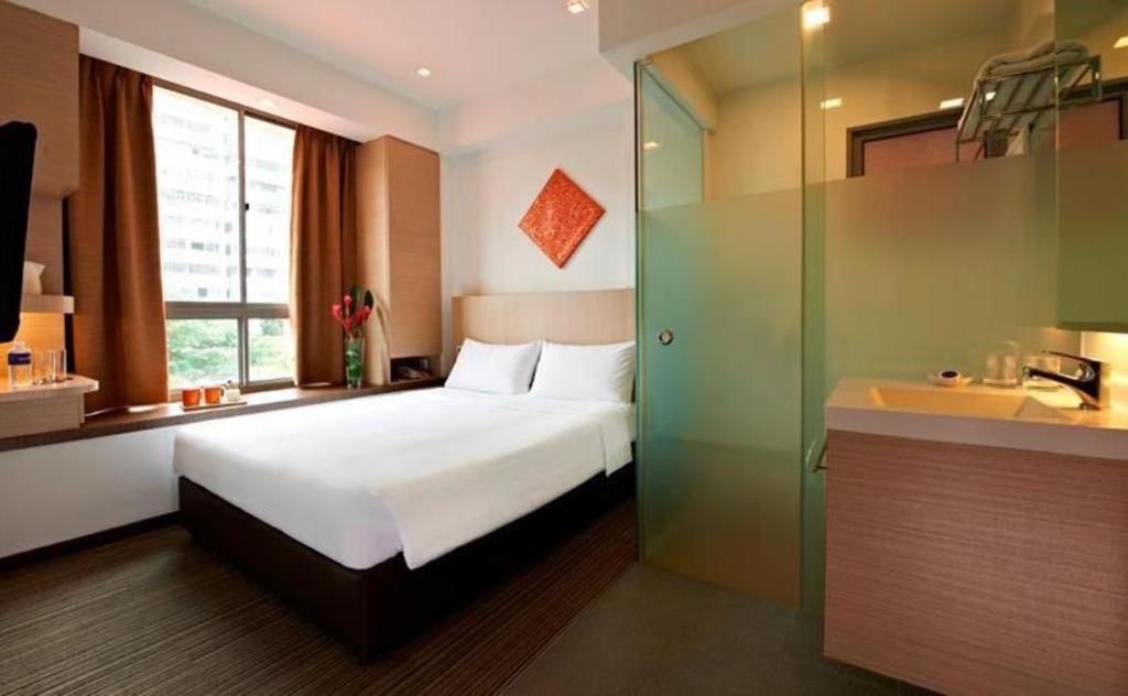 Reddoorz Premium @ Balestier Hotell Singapore Eksteriør bilde