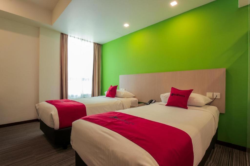 Reddoorz Premium @ Balestier Hotell Singapore Eksteriør bilde
