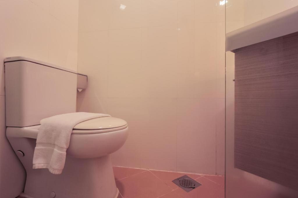 Reddoorz Premium @ Balestier Hotell Singapore Eksteriør bilde