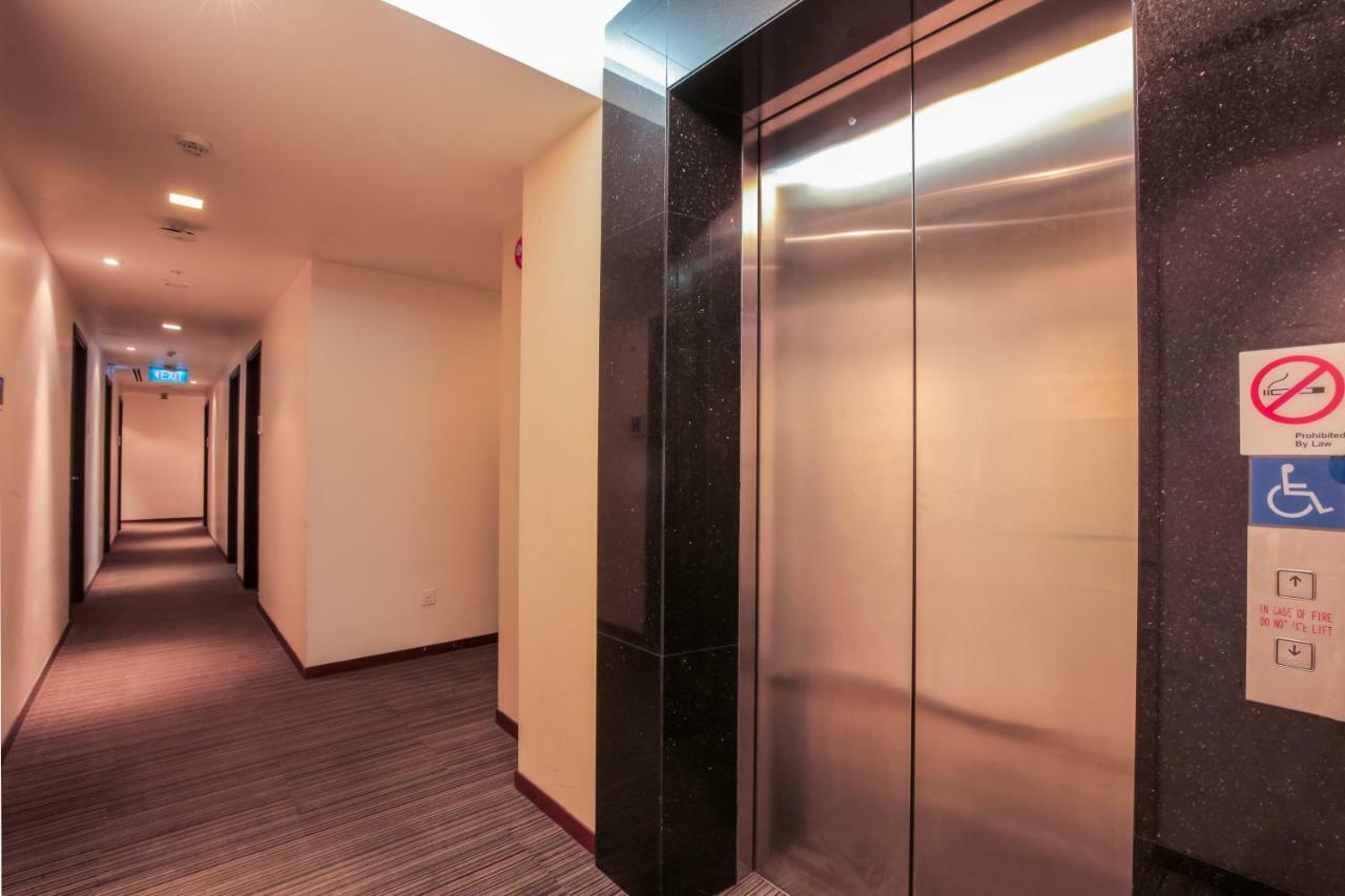 Reddoorz Premium @ Balestier Hotell Singapore Eksteriør bilde